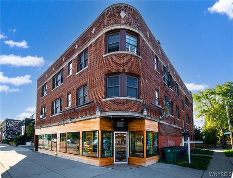 Photo of 1225 Hertel Avenue #4, Buffalo, NY 14216 (MLS # B1663777)