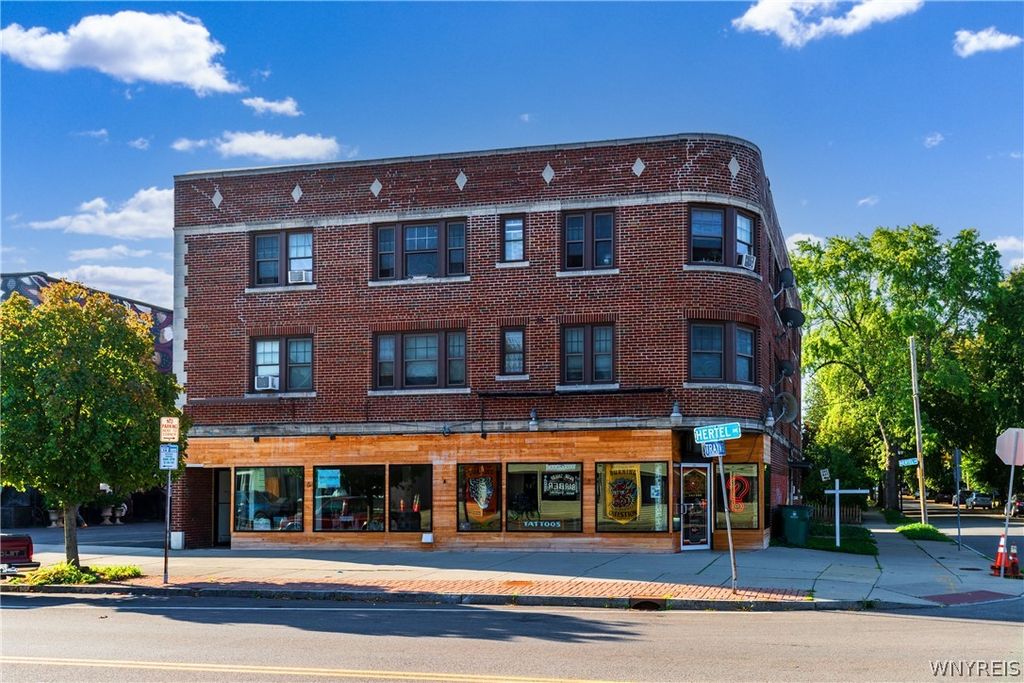 Photo of 1225 Hertel Avenue #4, Buffalo, NY 14216 (MLS # B1663777)