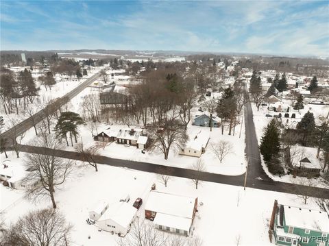 Tiny photo for 8426 Maplewood Drive, Royalton, NY 14067 (MLS # B1655461)