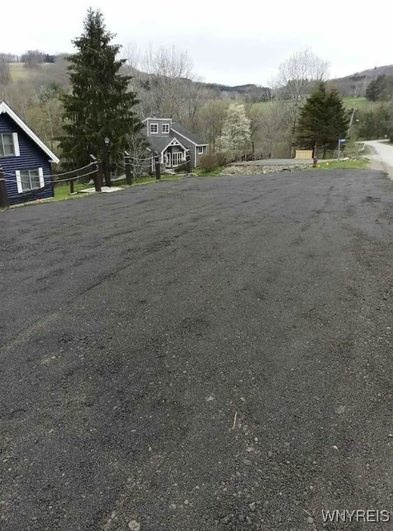 Ellicottville, New York 14731, United States, 5 Bedrooms Bedrooms, ,3 BathroomsBathrooms,Residential,Active,206470