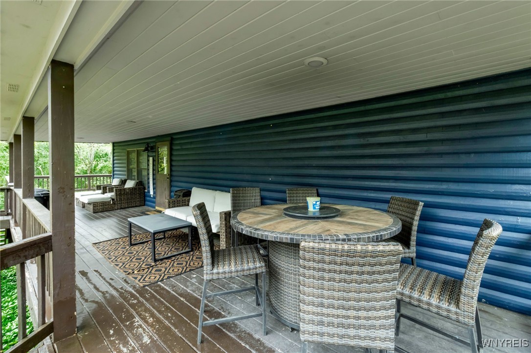 Ellicottville, New York 14731, United States, 5 Bedrooms Bedrooms, ,3 BathroomsBathrooms,Residential,Active,206470