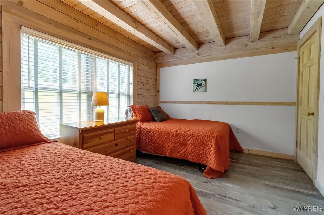 Ellicottville, New York 14731, United States, 5 Bedrooms Bedrooms, ,3 BathroomsBathrooms,Residential,Active,206470