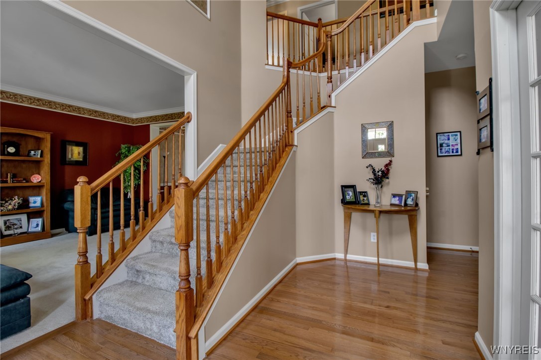 9100 Beech Meadow Court, Clarence, New York image 2