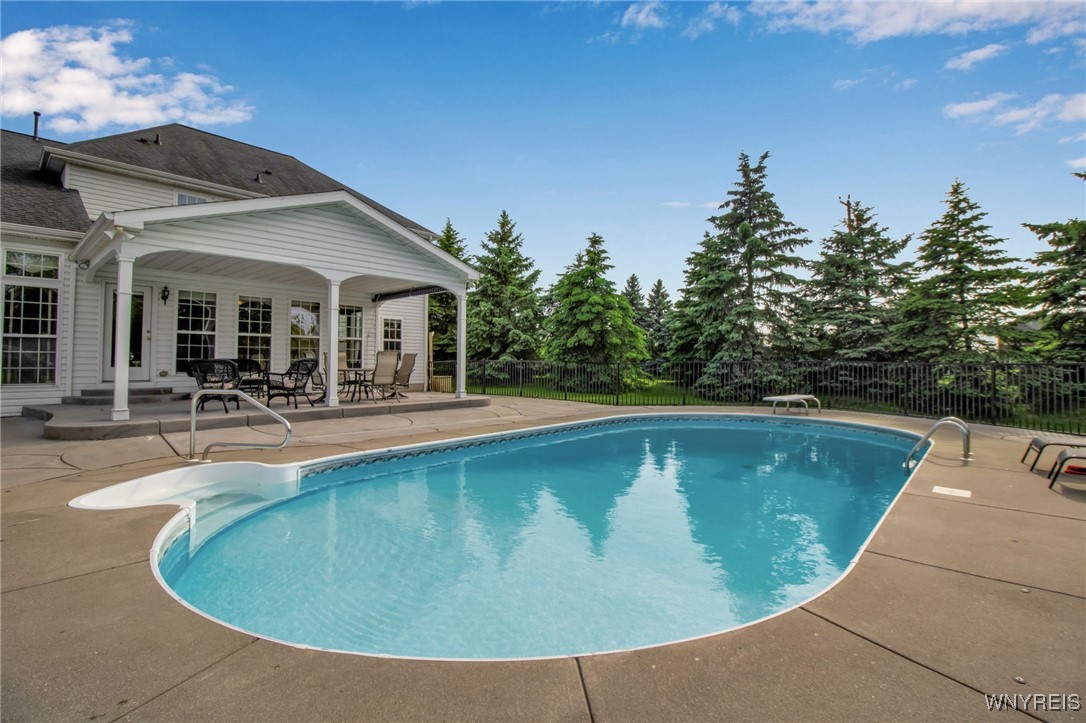 9100 Beech Meadow Court, Clarence, New York image 37