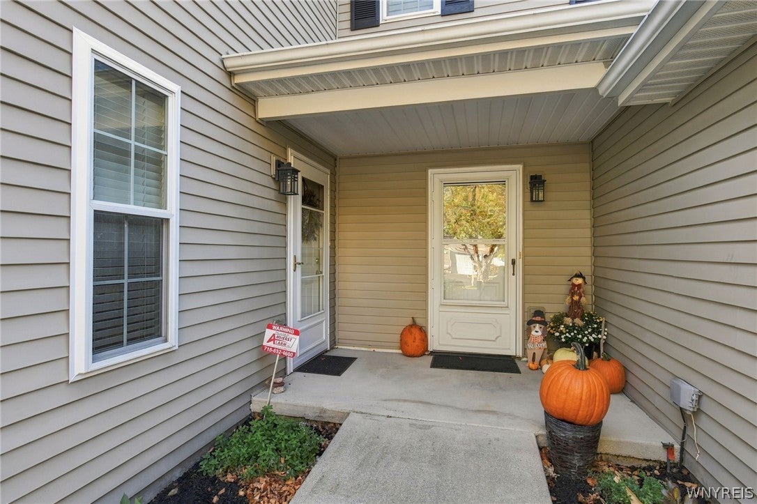 32 Union Common