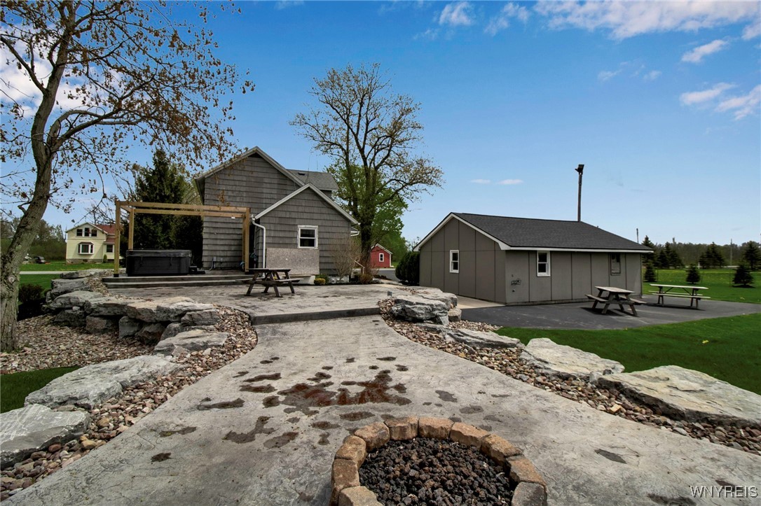 9895 Tonawanda Creek Road, Clarence, New York image 38