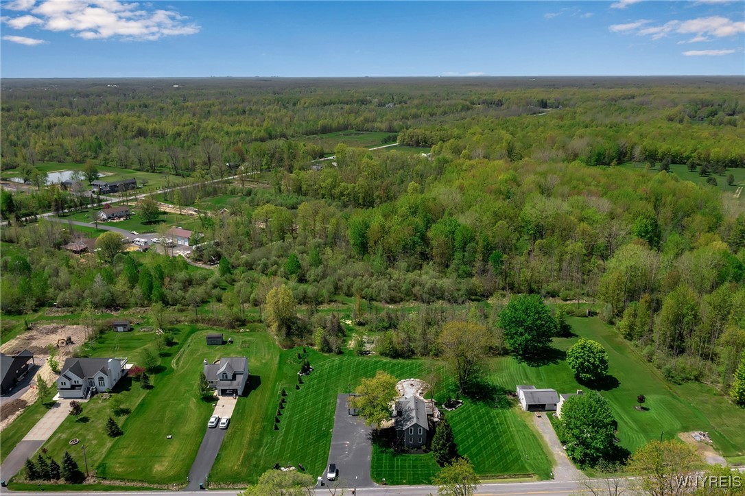 9895 Tonawanda Creek Road, Clarence, New York image 45