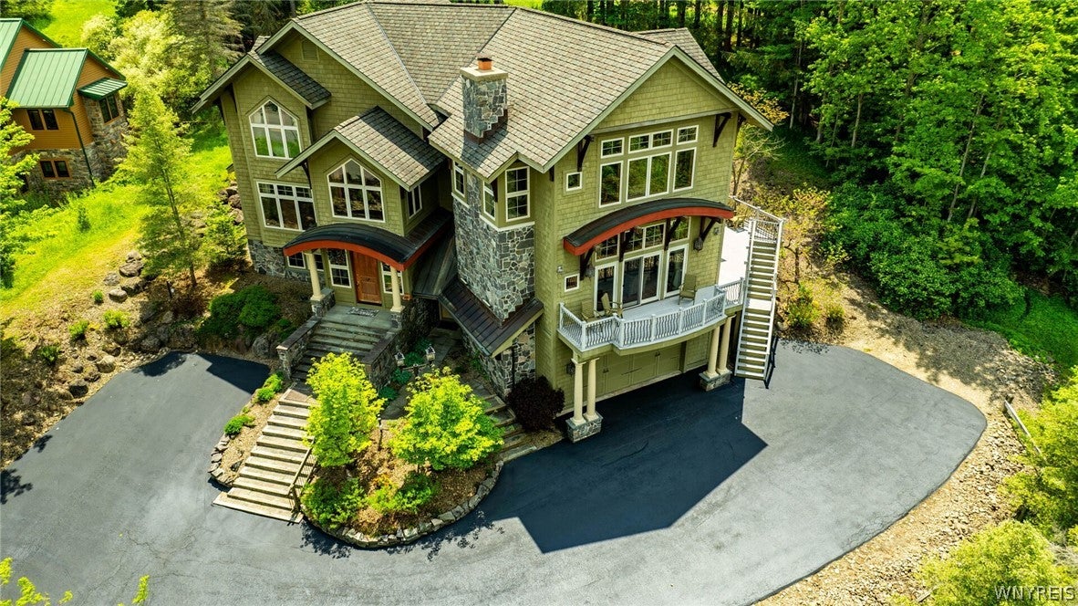 1 Greer Hill Drive