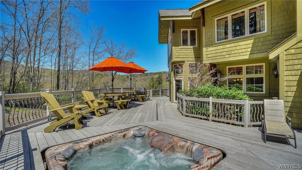 1 Greer Hill Drive
