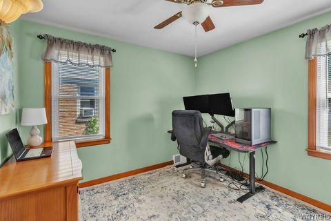 Tiny photo for 801 S Huth Road, Cheektowaga, NY 14225 (MLS # B1688954)