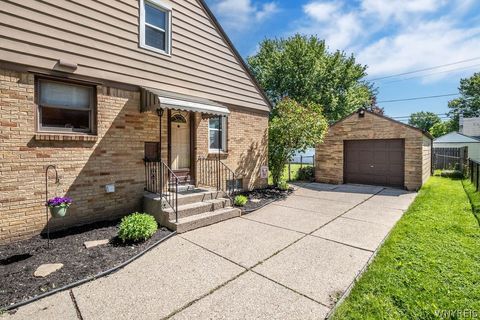 Tiny photo for 801 S Huth Road, Cheektowaga, NY 14225 (MLS # B1688954)