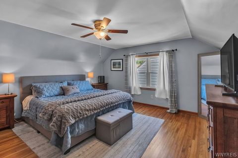 Tiny photo for 801 S Huth Road, Cheektowaga, NY 14225 (MLS # B1688954)