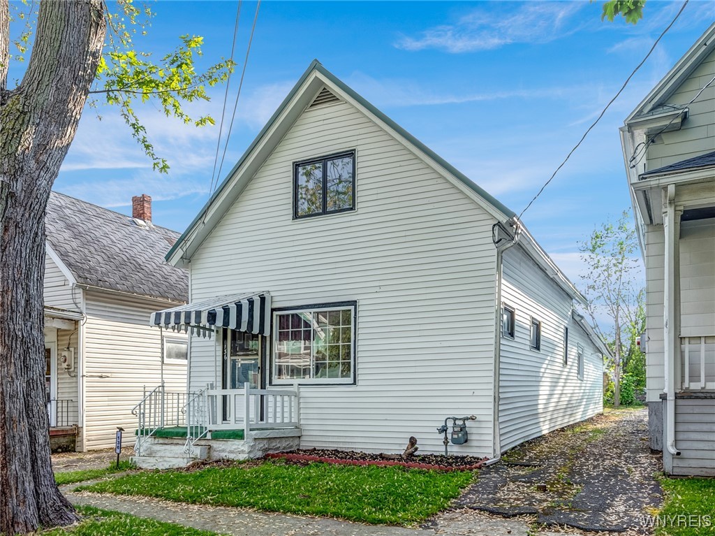 136 Benzinger Street, Buffalo, New York image 3