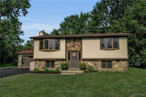 Homes For Sale - 5300 Shimerville Road<br/> Clarence, NY 14031
