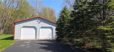 Photo of 6191 Keller Avenue, Newfane, NY 14108 (MLS # B1678448)
