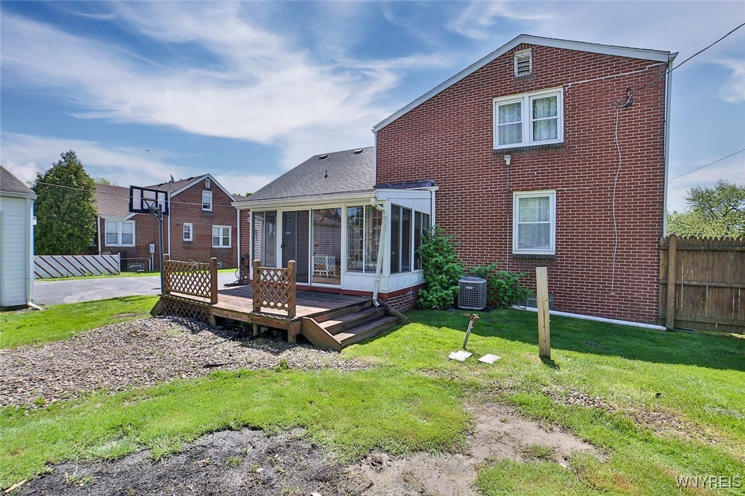 696 Cleveland Drive, Cheektowaga, New York image 37