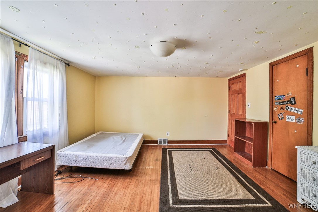 696 Cleveland Drive, Cheektowaga, New York image 24
