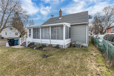 Tiny photo for 936 92nd Street, Niagara Falls, NY 14304 (MLS # B1669542)