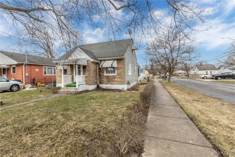 Tiny photo for 936 92nd Street, Niagara Falls, NY 14304 (MLS # B1669542)