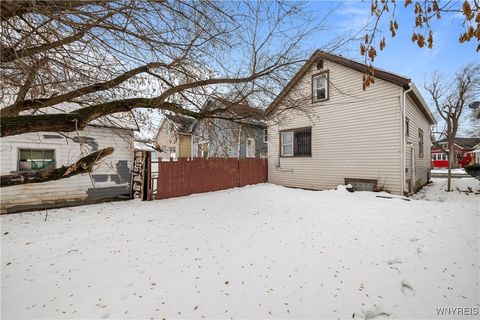 Tiny photo for 213 Westminster Avenue, Buffalo, NY 14215 (MLS # B1655333)