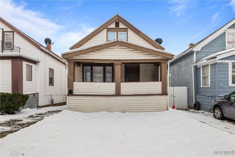 Tiny photo for 213 Westminster Avenue, Buffalo, NY 14215 (MLS # B1655333)