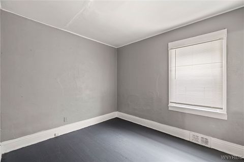 Tiny photo for 213 Westminster Avenue, Buffalo, NY 14215 (MLS # B1655333)