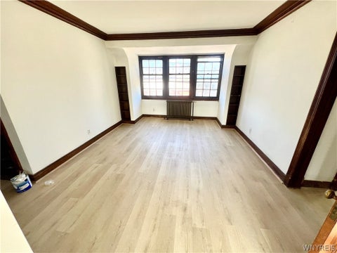 Tiny photo for 565 7th Street, Niagara Falls, NY 14301 (MLS # B1715125)