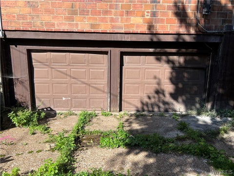 Tiny photo for 565 7th Street, Niagara Falls, NY 14301 (MLS # B1715125)