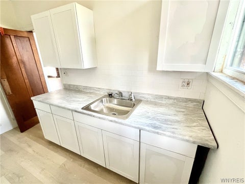 Tiny photo for 565 7th Street, Niagara Falls, NY 14301 (MLS # B1715125)