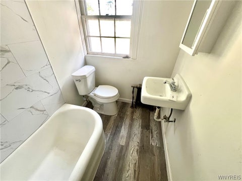 Tiny photo for 565 7th Street, Niagara Falls, NY 14301 (MLS # B1715125)