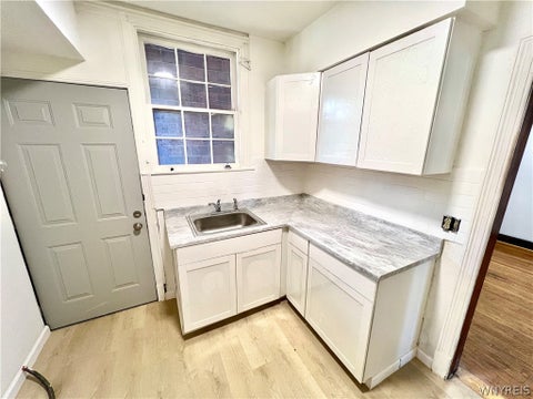 Tiny photo for 565 7th Street, Niagara Falls, NY 14301 (MLS # B1715125)