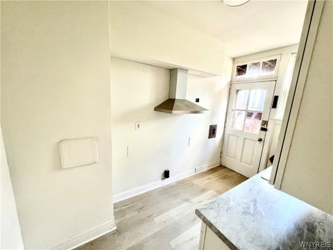 Tiny photo for 565 7th Street, Niagara Falls, NY 14301 (MLS # B1715125)