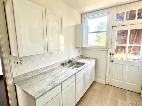 Tiny photo for 565 7th Street, Niagara Falls, NY 14301 (MLS # B1715125)