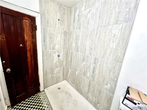Tiny photo for 565 7th Street, Niagara Falls, NY 14301 (MLS # B1715125)