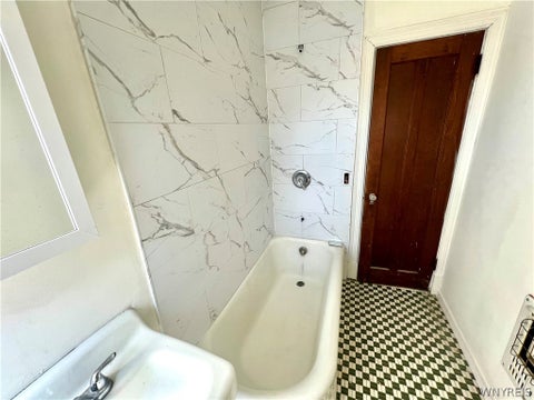 Tiny photo for 565 7th Street, Niagara Falls, NY 14301 (MLS # B1715125)
