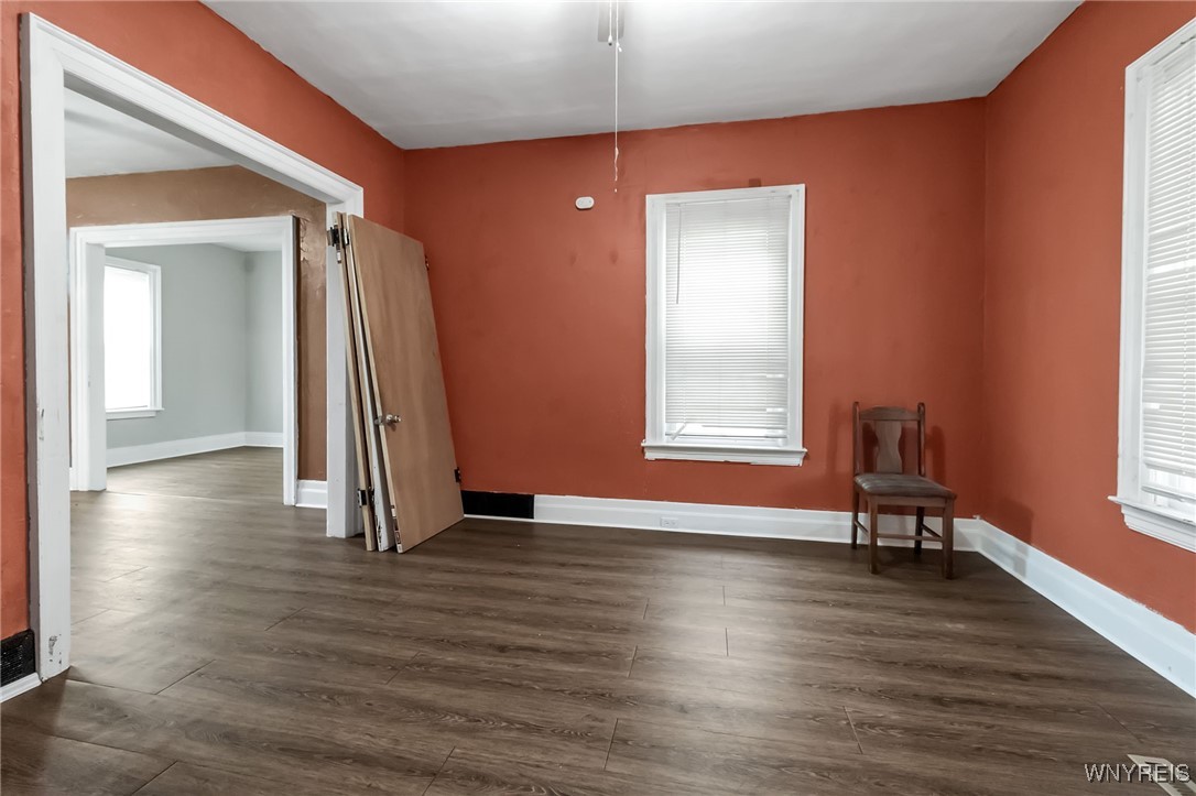 1706 Whitney Avenue, Niagara Falls, New York image 6