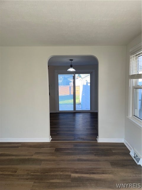 Tiny photo for 136 Cleveland Drive, Tonawanda, NY 14223 (MLS # B1724269)