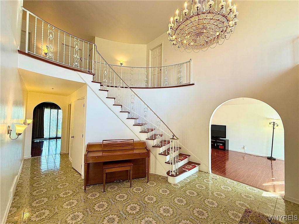 134 Crestwood Lane