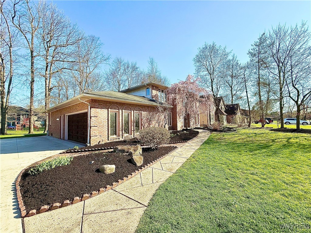 134 Crestwood Lane