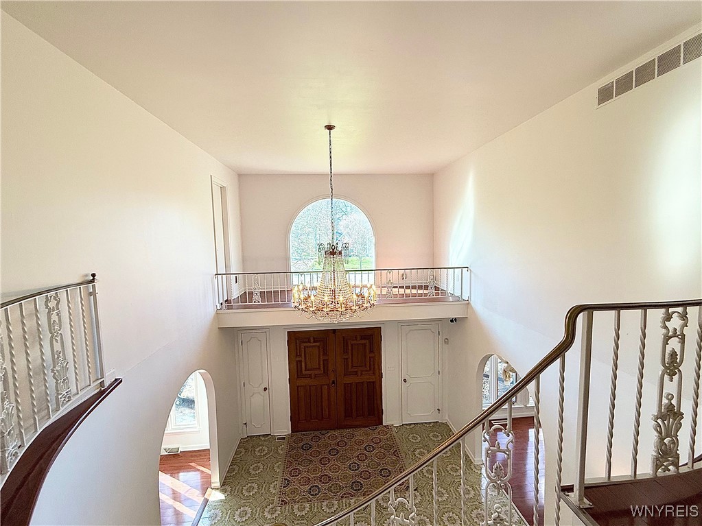 134 Crestwood Lane