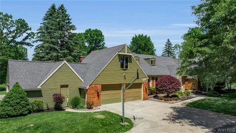 Homes For Sale - 10200 Lapp Road<br/> Erie County, Clarence, NY 14032