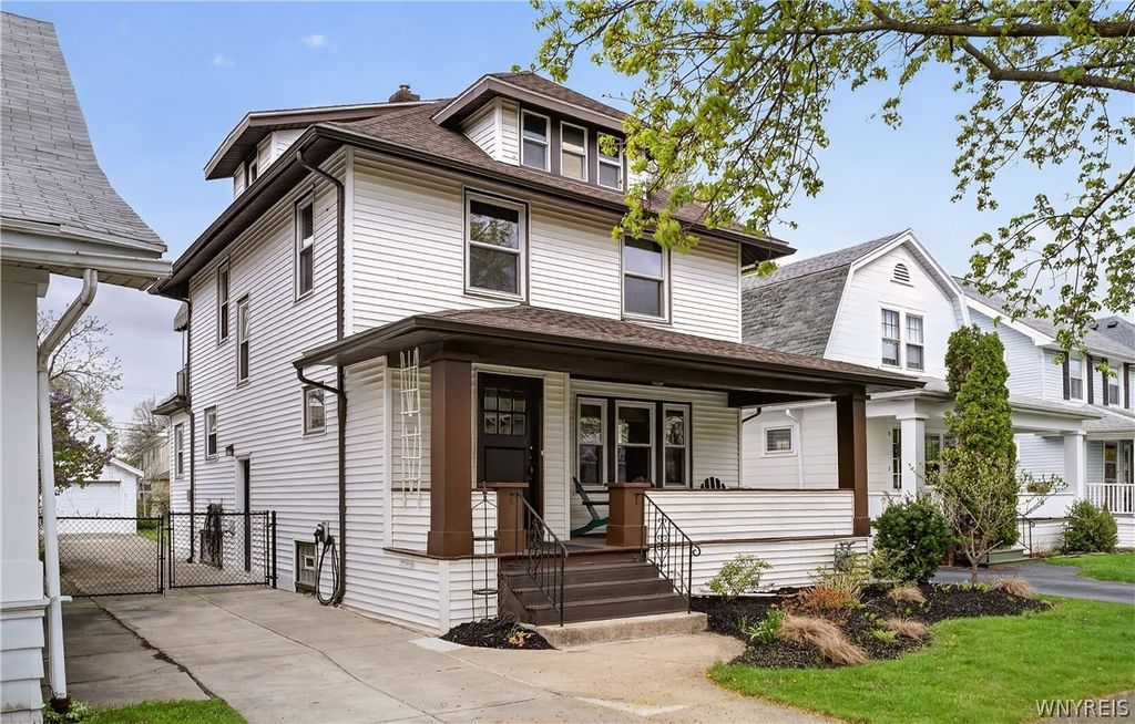 Photo of 120 Frontenac Avenue, Buffalo, NY 14216 (MLS # B1677773)