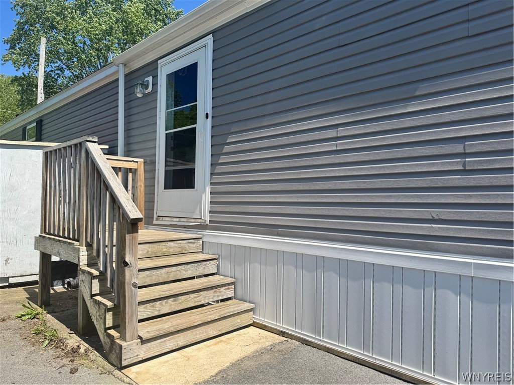 2035 Hemstreet Road