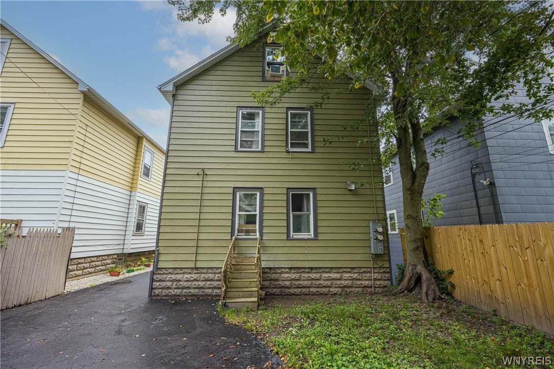 19 Tioga Street