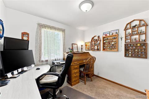 Tiny photo for 624 Alt Boulevard, Grand Island, NY 14072 (MLS # B1709289)