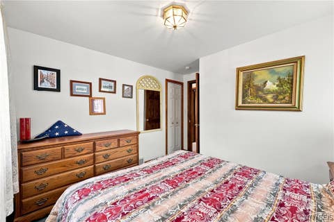 Tiny photo for 624 Alt Boulevard, Grand Island, NY 14072 (MLS # B1709289)