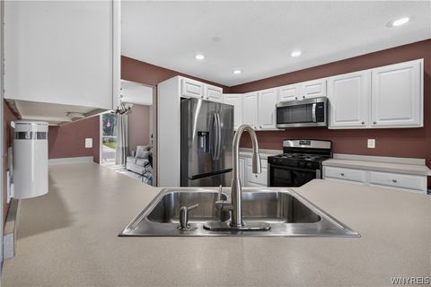 Tiny photo for 28 Apple Blossom Boulevard, Lancaster, NY 14086 (MLS # B1700277)