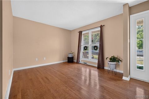 Tiny photo for 28 Apple Blossom Boulevard, Lancaster, NY 14086 (MLS # B1700277)