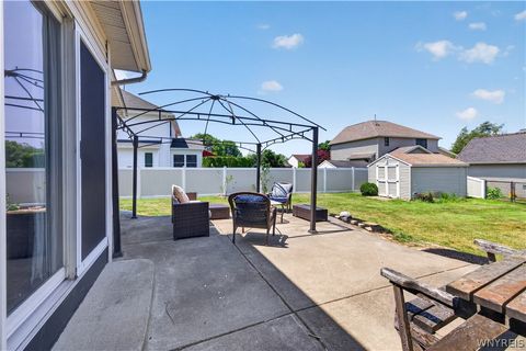 Tiny photo for 28 Apple Blossom Boulevard, Lancaster, NY 14086 (MLS # B1700277)