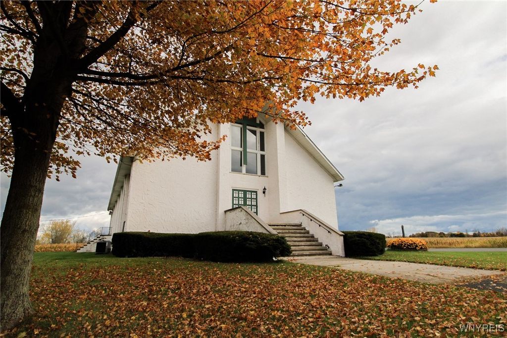 Photo of 16789 Kenmore Road, Kendall, NY 14476 (MLS # B1645174)